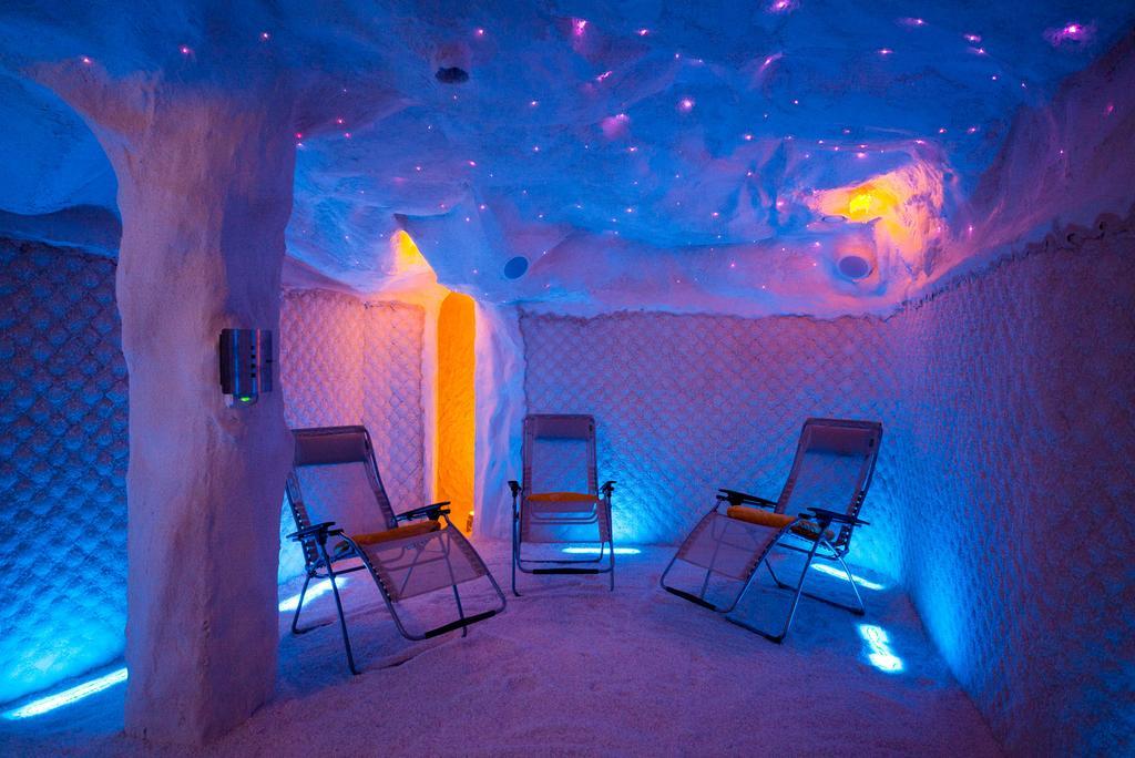 Stroebinger Hof - Therme Wellness Resort Bad Endorf Εξωτερικό φωτογραφία